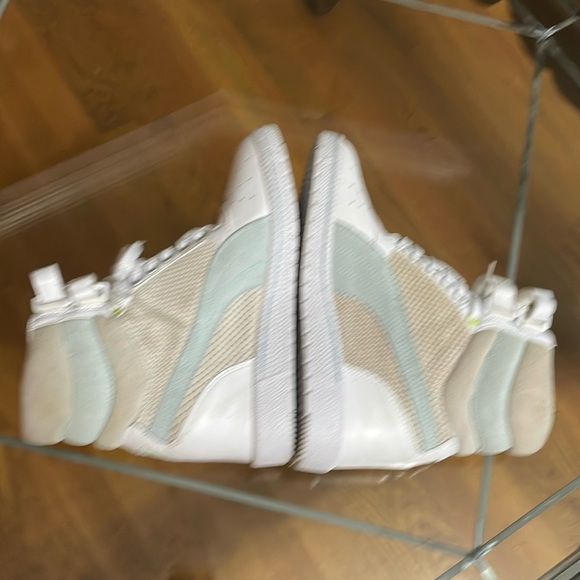 Puma Hi Top Wedge Sneakers. - Picture 11 of 11